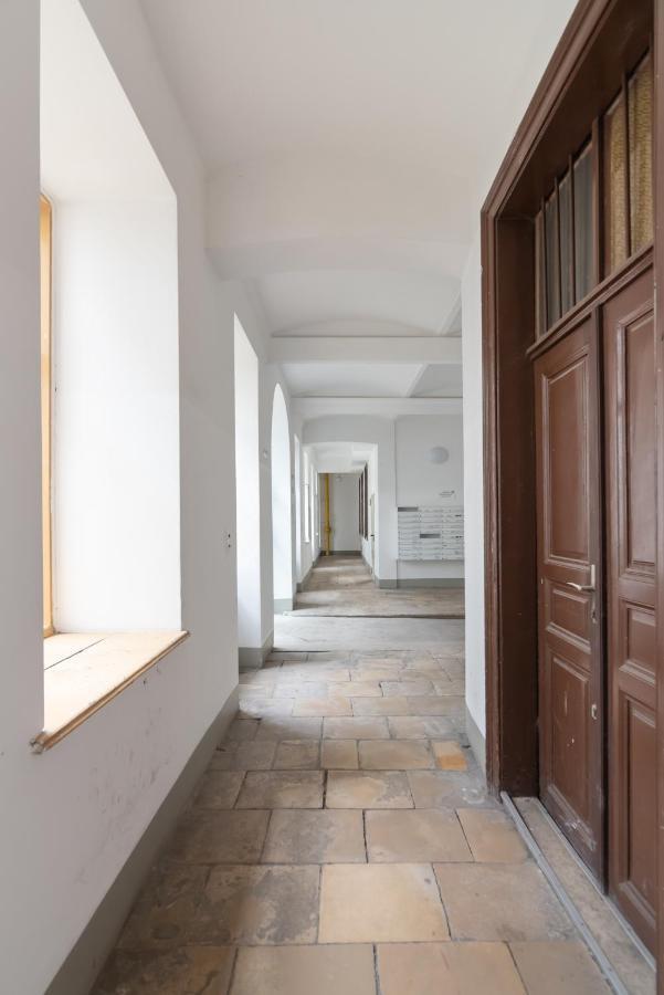Klein, Aber Fein In Zentraler Ruhelage Viena Exterior foto