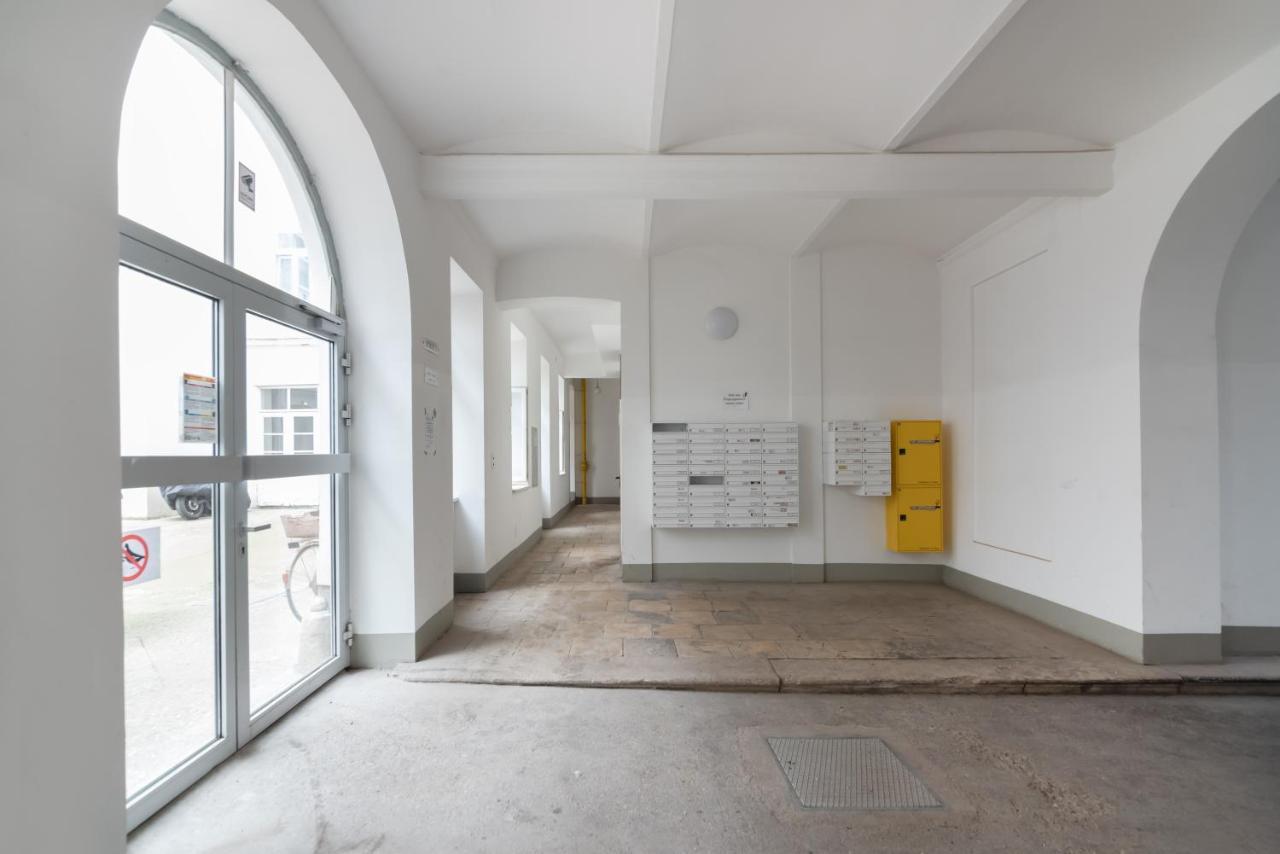 Klein, Aber Fein In Zentraler Ruhelage Viena Exterior foto