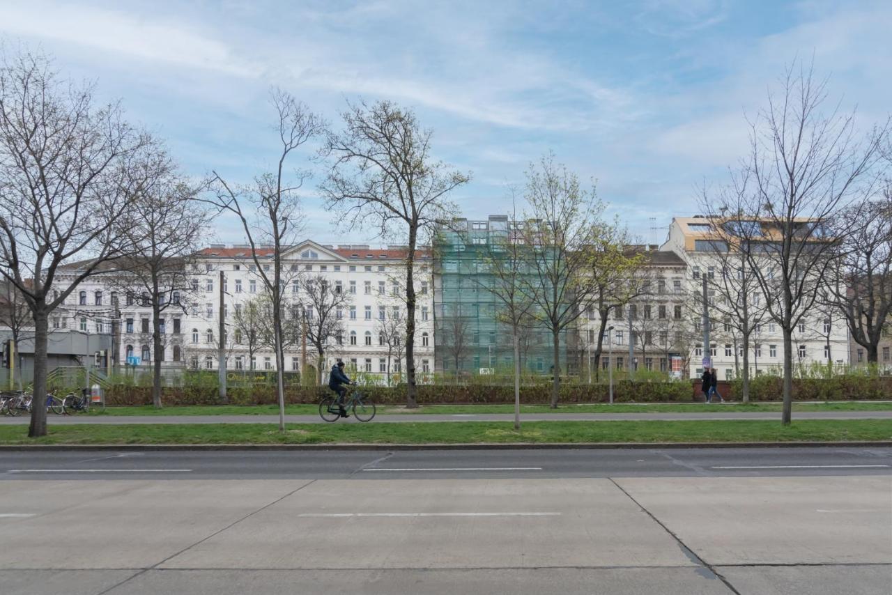 Klein, Aber Fein In Zentraler Ruhelage Viena Exterior foto