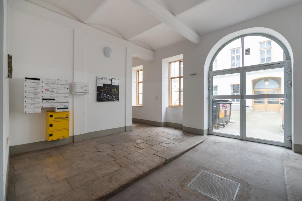 Klein, Aber Fein In Zentraler Ruhelage Viena Exterior foto